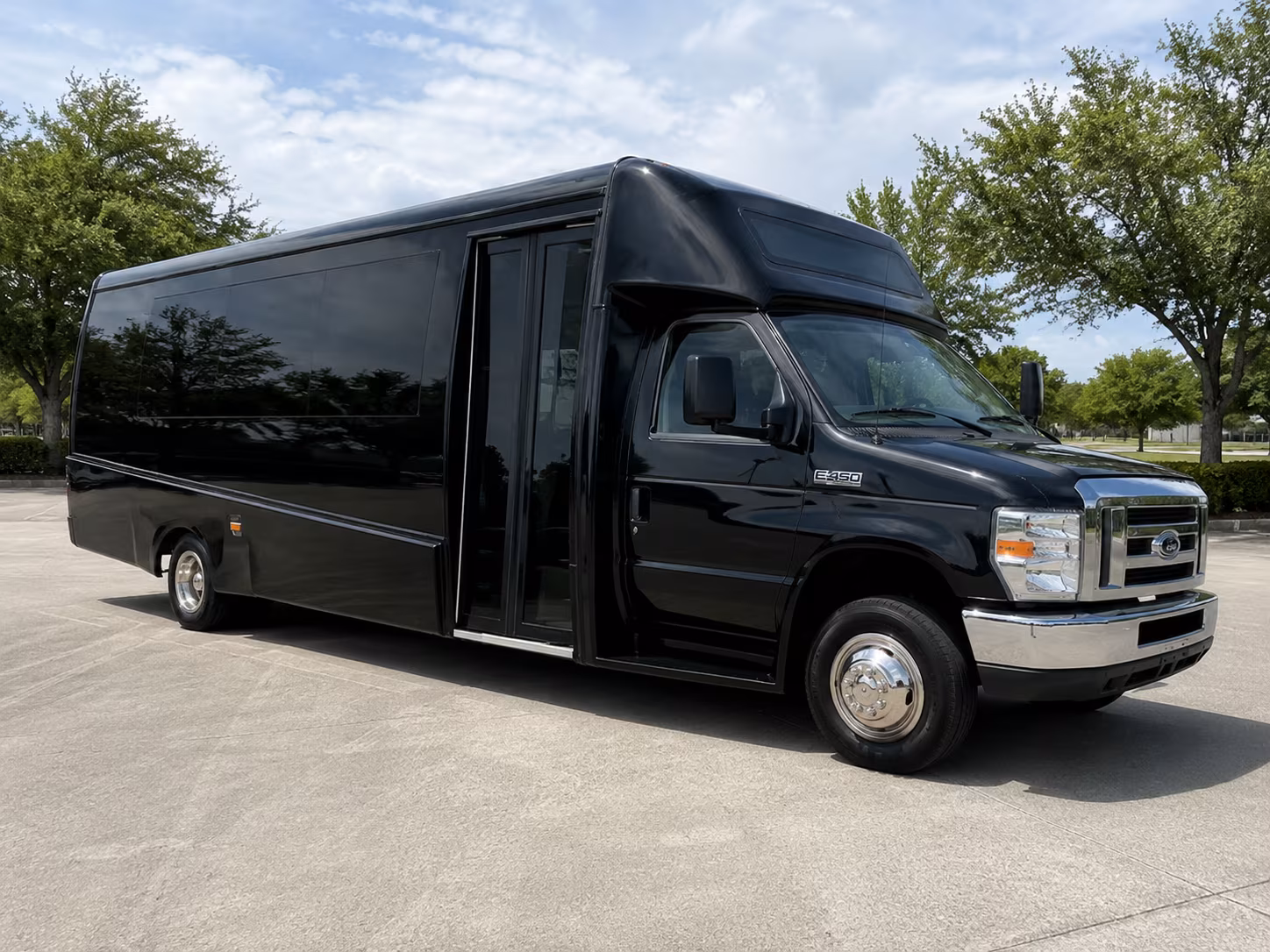 find the perfect transportation for your next corporate event 3