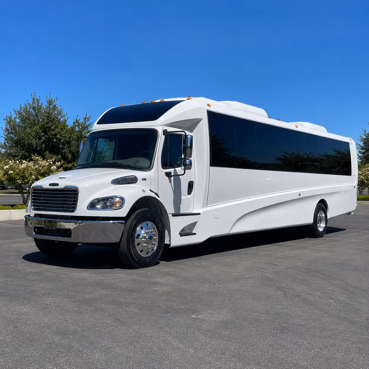 newton 30 passenger minibus