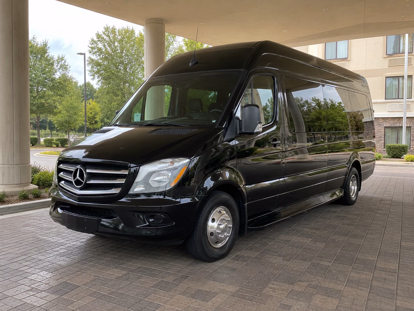 sprinter van shuttle bus pickups at t f green airport pvd